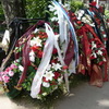 Венки на могиле Андрея Вознесенского